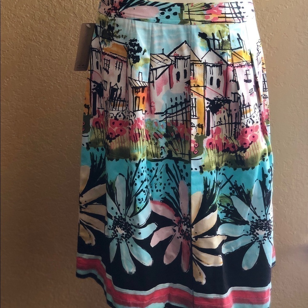 Women’s petite printed pleated skirt size 10P - Picture 2 of 8